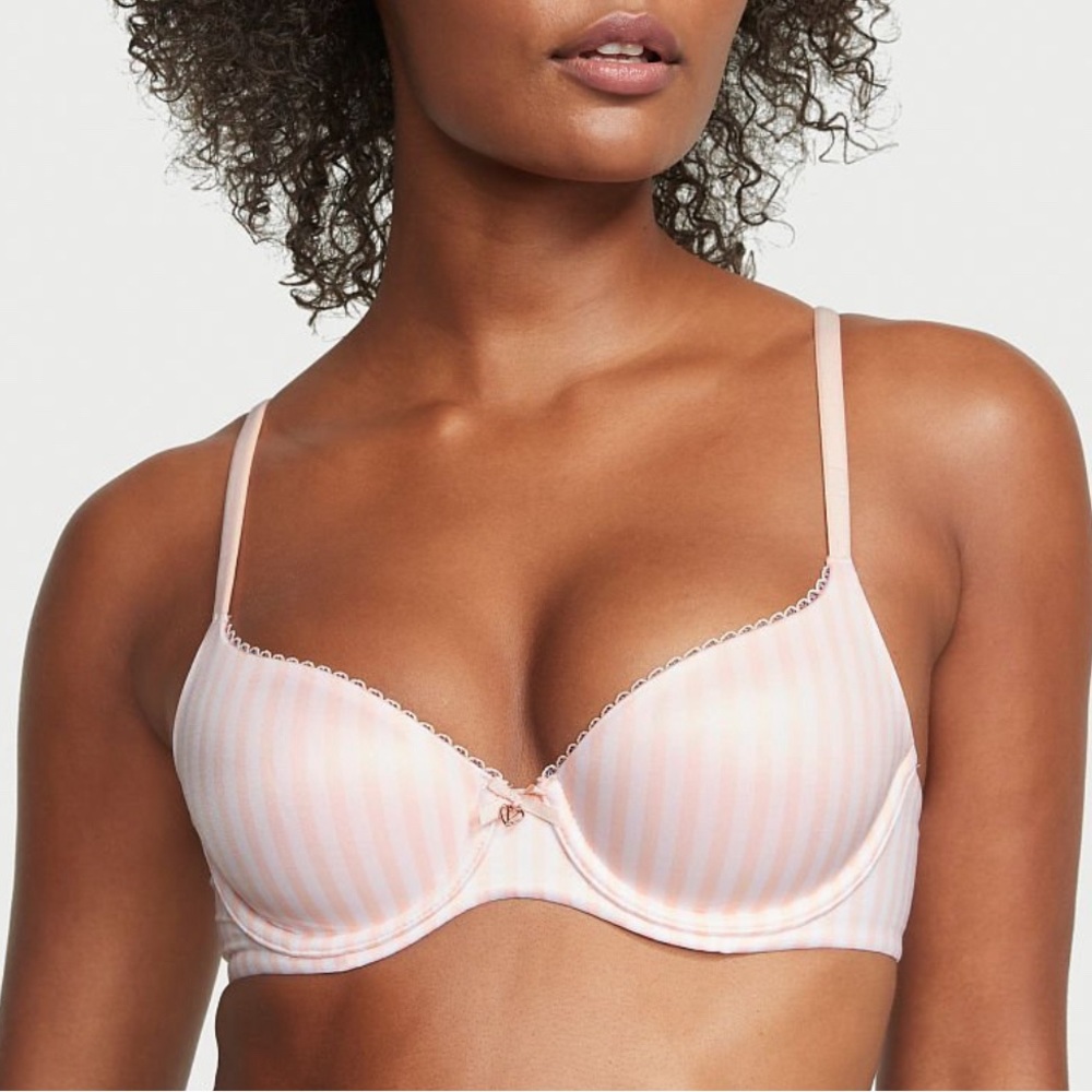 BODY BY VICTORIA SECRET - Lightly-Lined Demi Bra